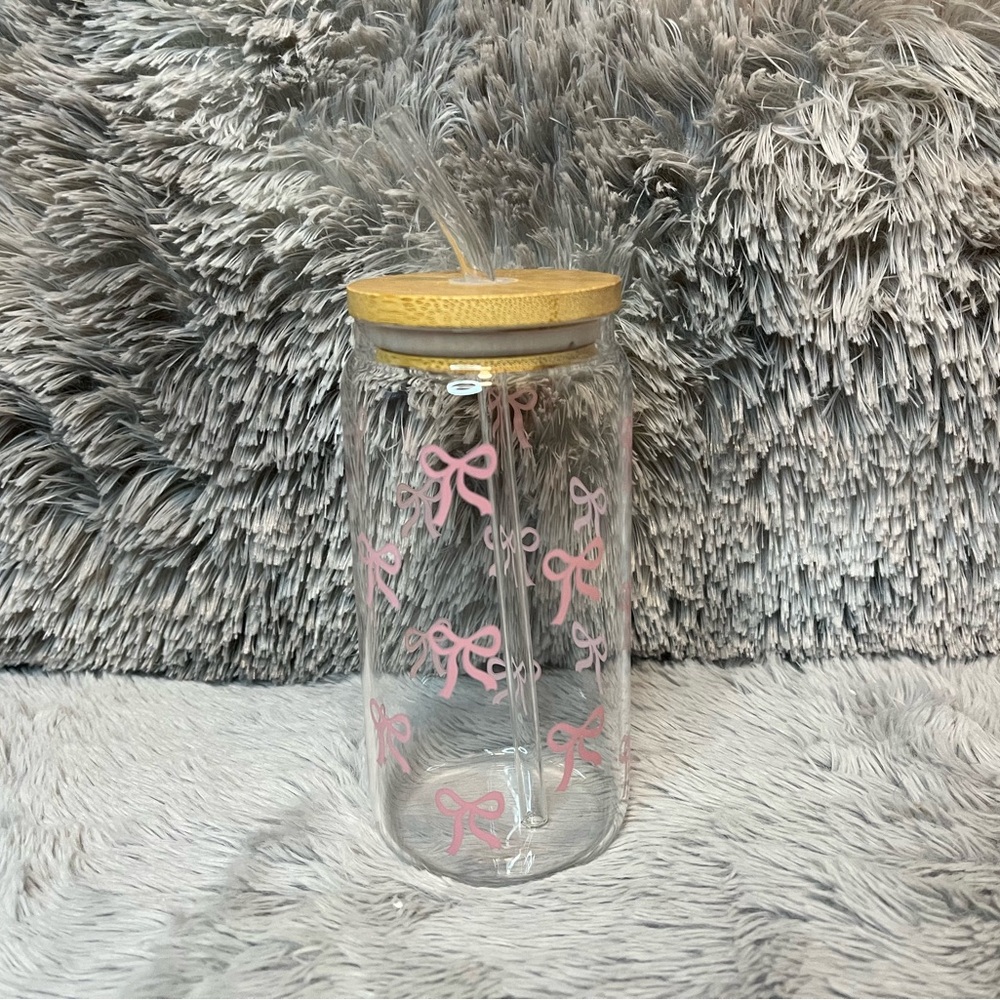 🎀Pink Bow 16oz Glass tumbler